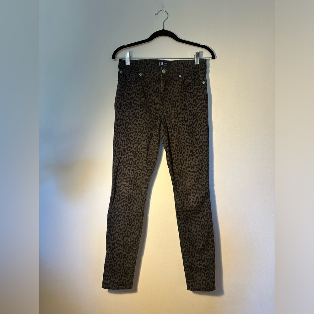 Gap Black & Grey Leopard Legging Style Jeans, Size 2